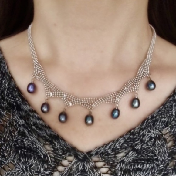 ✨NEW✨ Silver Cascada Pearl Necklace✨ - Picture 4 of 4